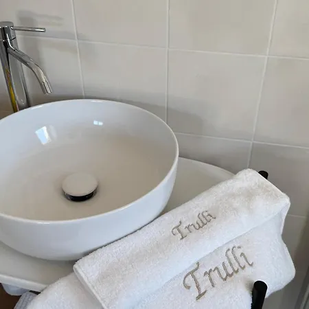 Trullandia Nocleg ze śniadaniem 4*
